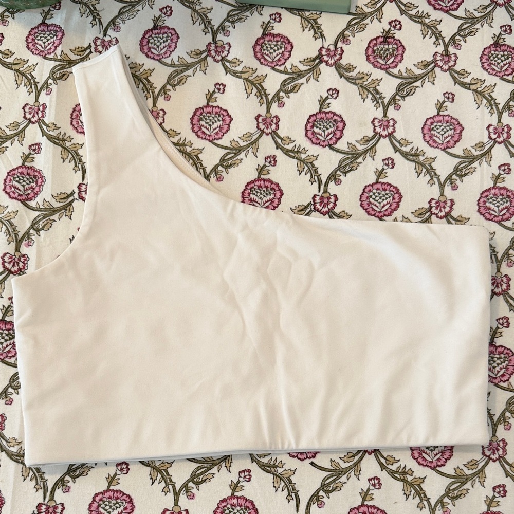 Girlfriend Collective: One-Shoulder White Crop Top